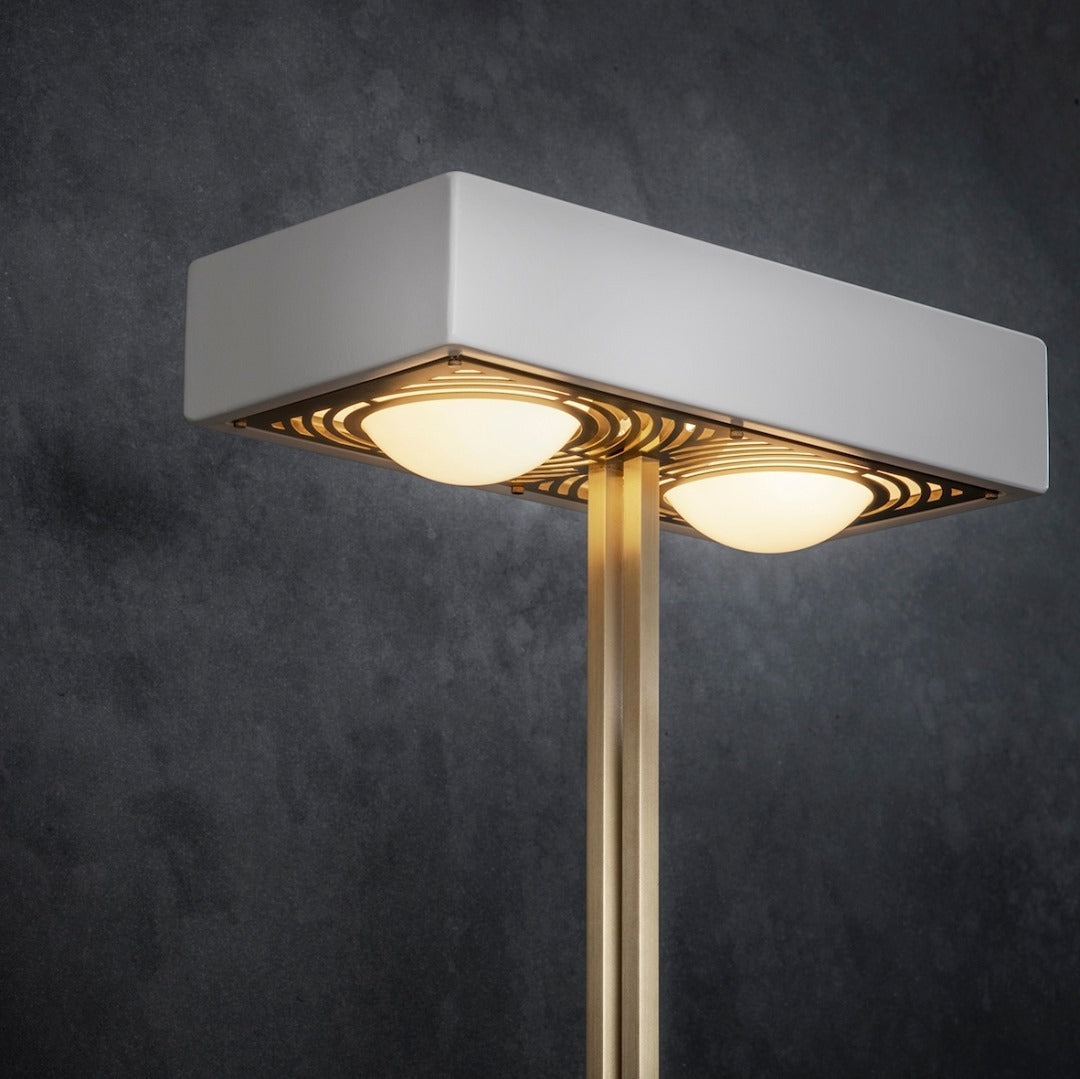 OrganicLuxe - Stylish Lamp with Natural Design and Gentle Glow