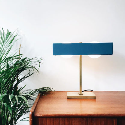 OrganicLuxe - Stylish Lamp with Natural Design and Gentle Glow