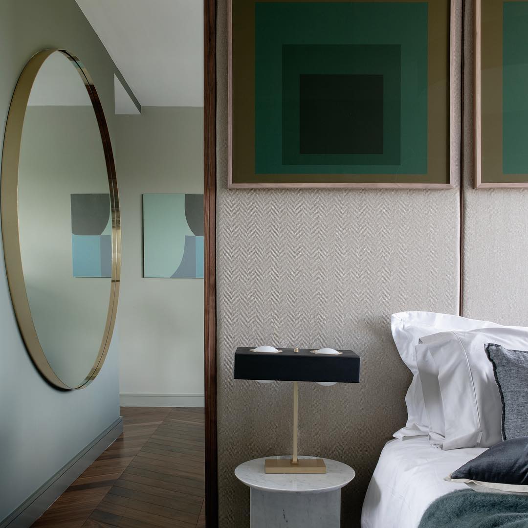 OrganicLuxe - Stylish Lamp with Natural Design and Gentle Glow