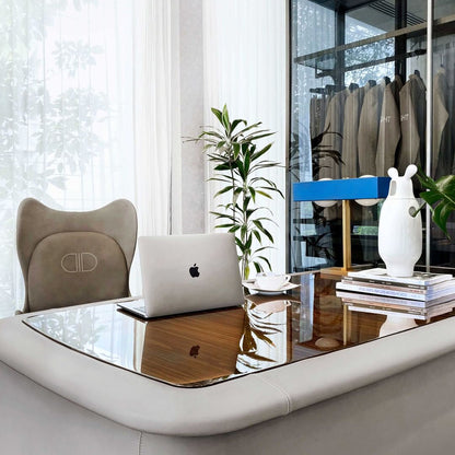 OrganicLuxe - Stylish Lamp with Natural Design and Gentle Glow