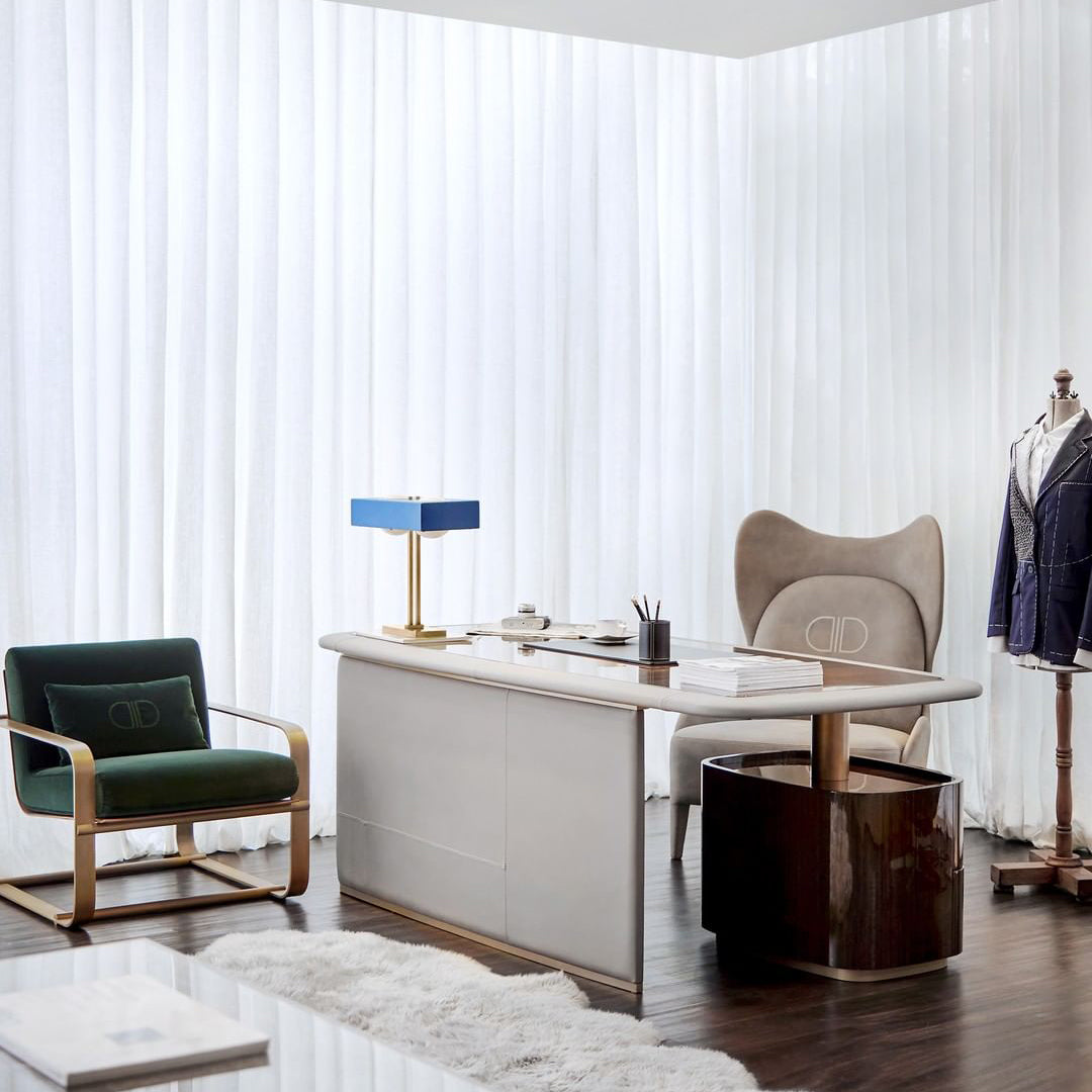 OrganicLuxe - Stylish Lamp with Natural Design and Gentle Glow