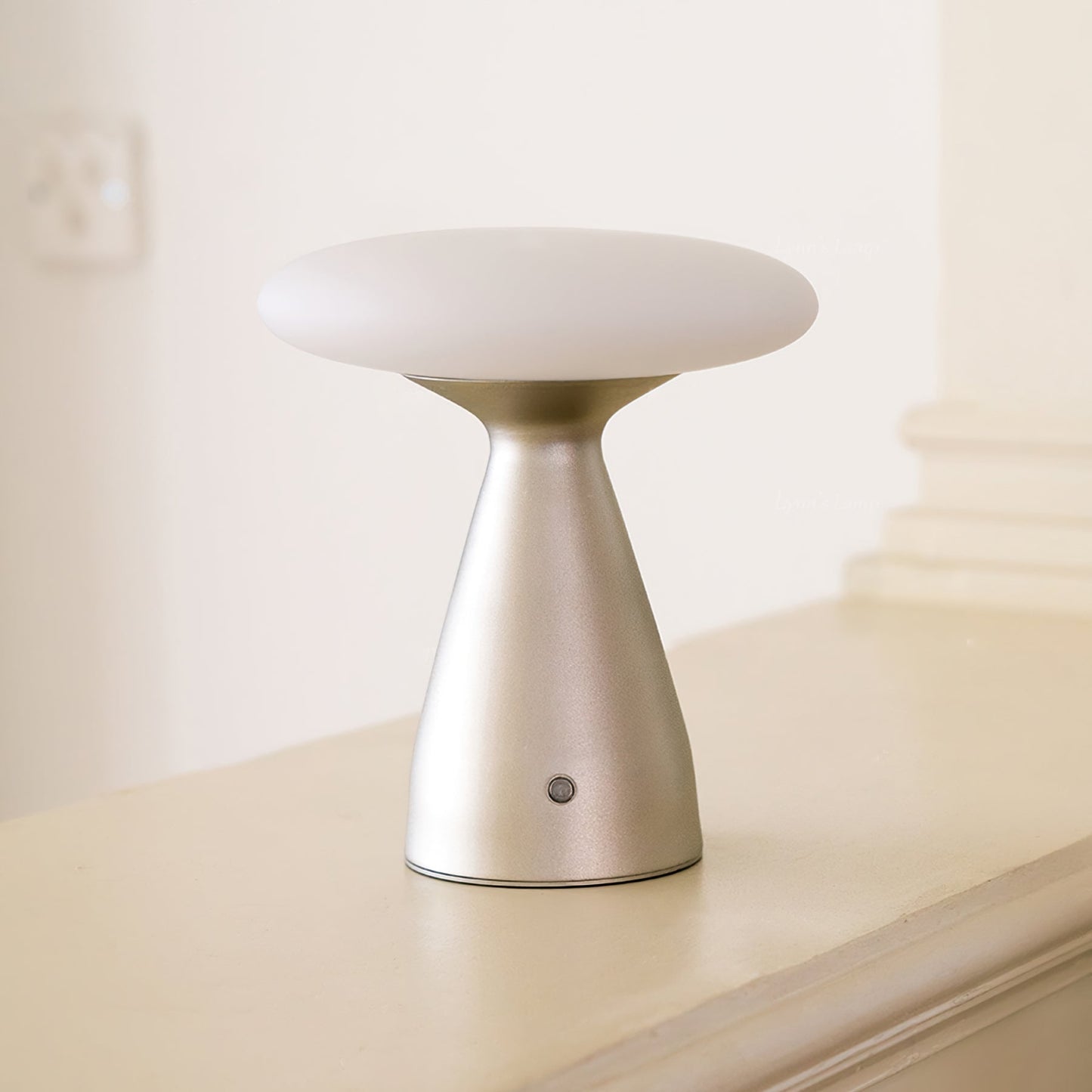 LumenKlaus - Moderne Skrivebordslampe