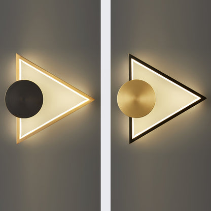GeoLight – Sleek Geometric Wall Lamp for Contemporary Spaces