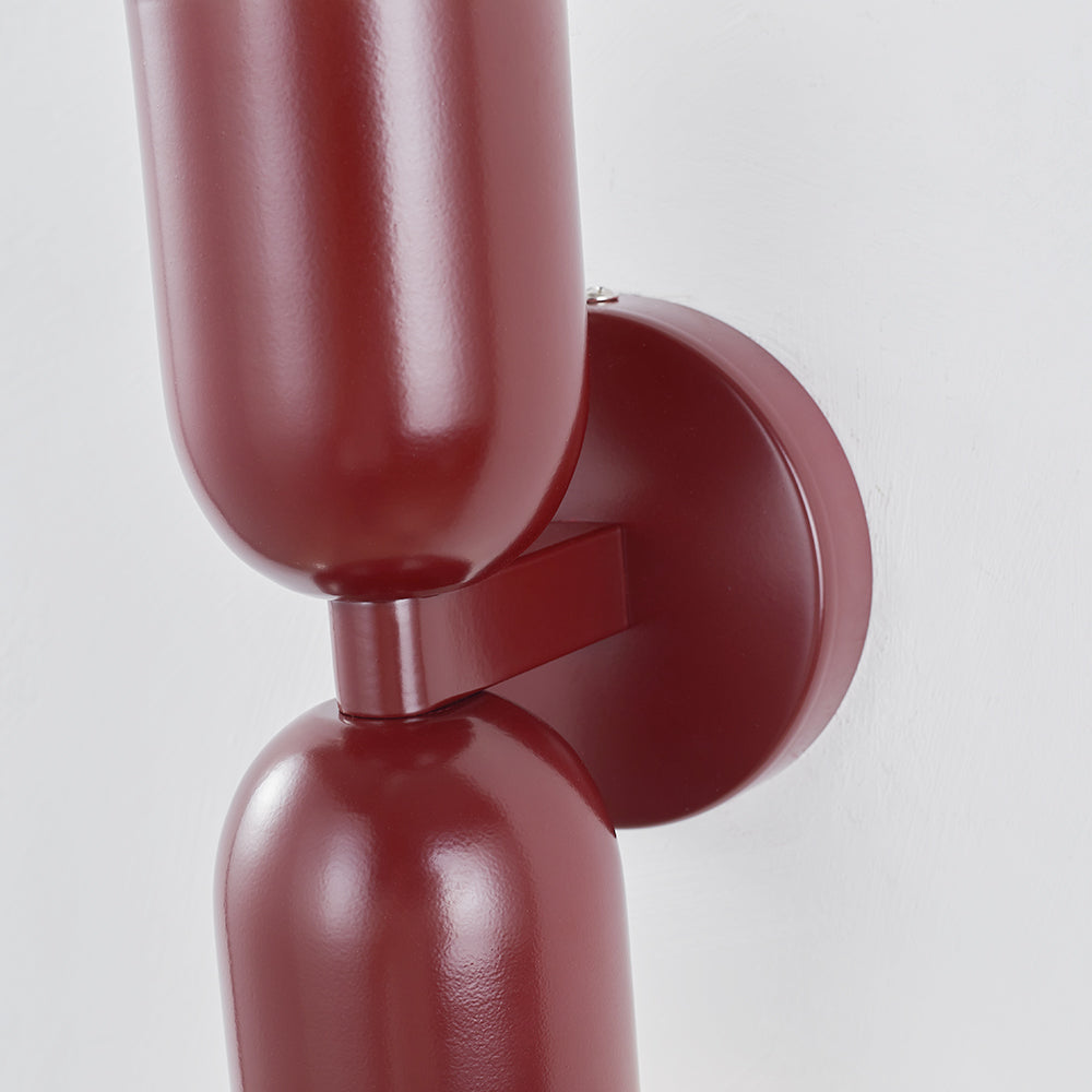 MetalAura – Lámpara de Pared LED Contemporánea