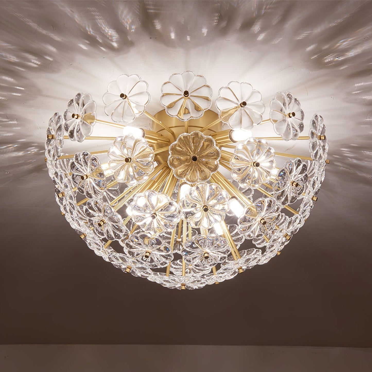 LuxeLamina - Lampe de plafond au design exquis et à l'éclat brillant