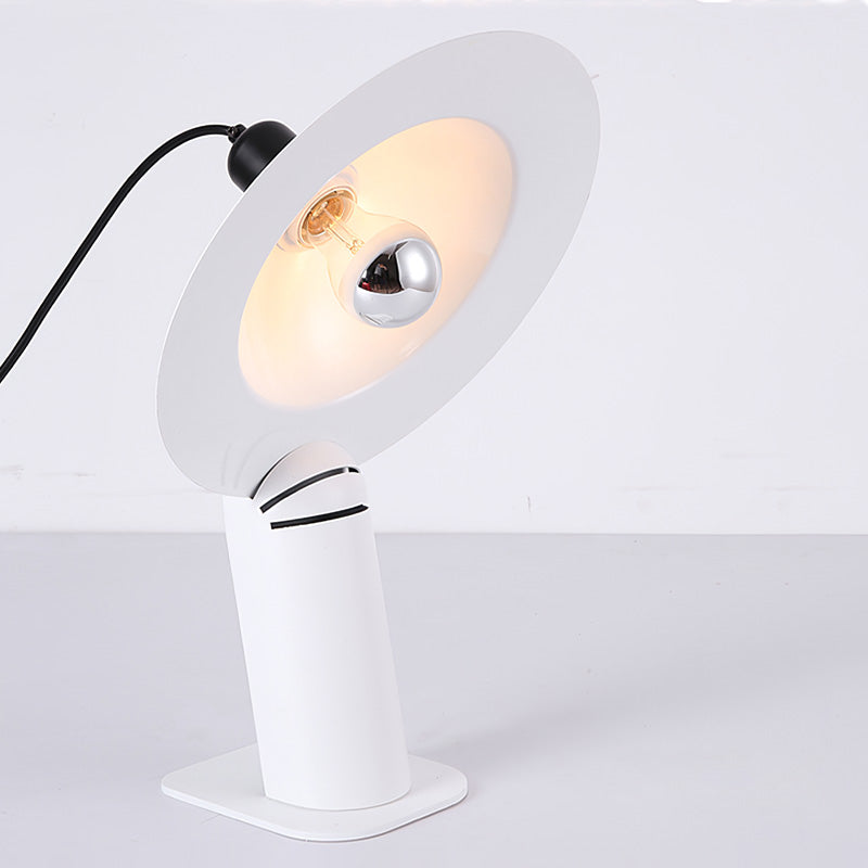 LumeShift – Modern Table Lamp with Adjustable Shade