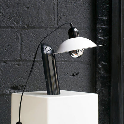 LumeShift – Modern Table Lamp with Adjustable Shade