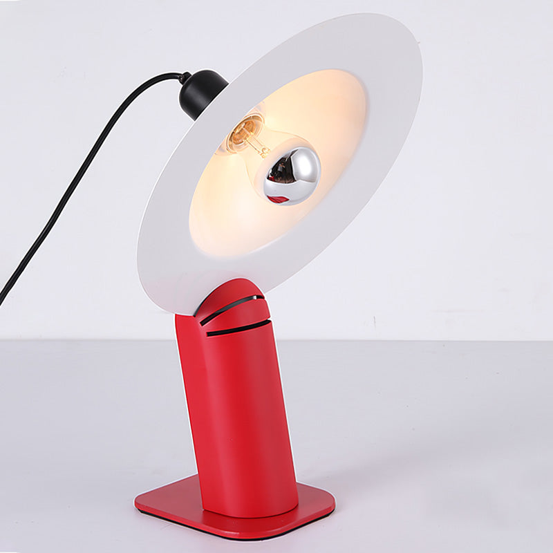 LumeShift – Modern Table Lamp with Adjustable Shade