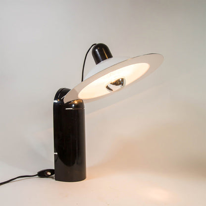LumeShift – Modern Table Lamp with Adjustable Shade
