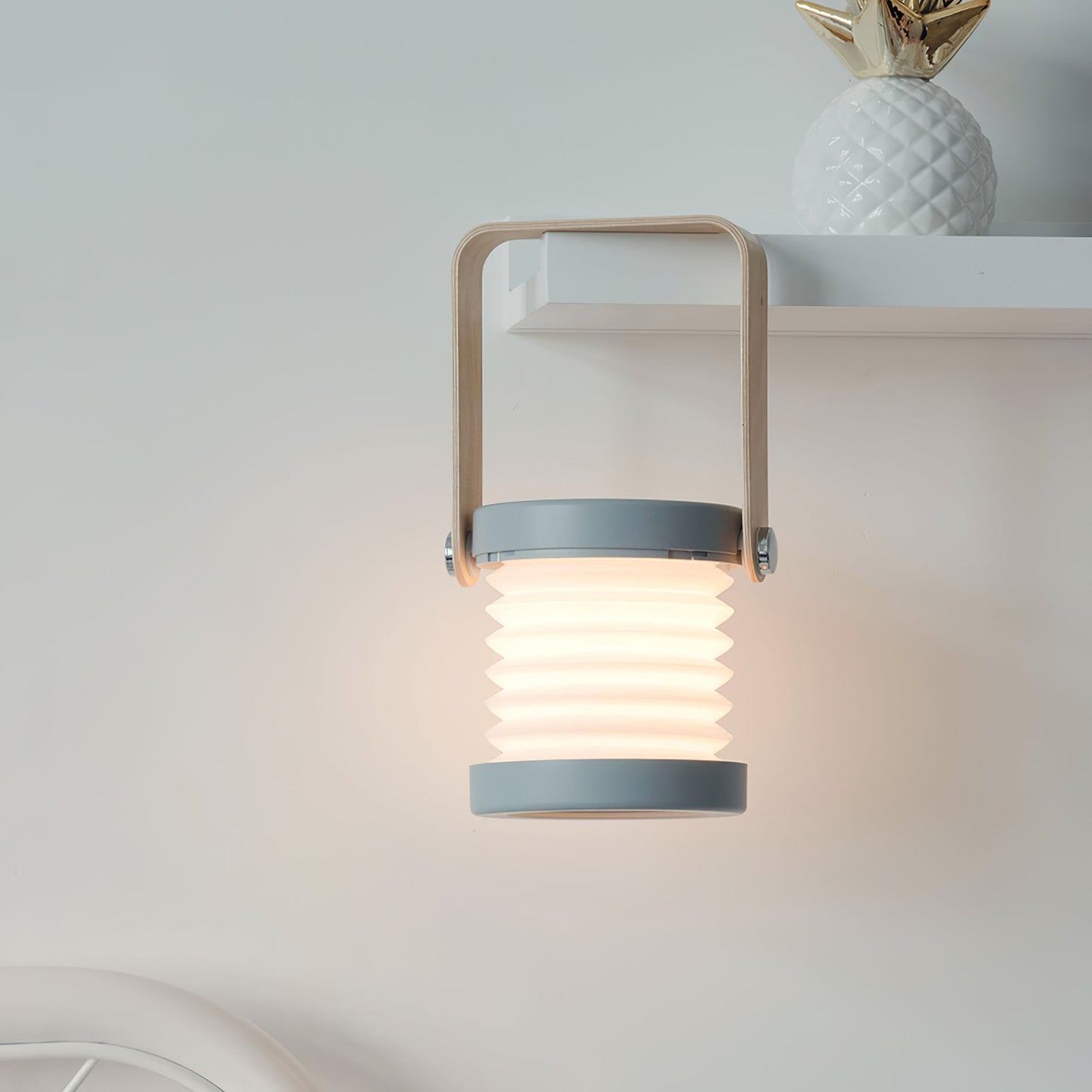 GlowLantern - Elegant Portable Table Lamp with Cozy Illumination
