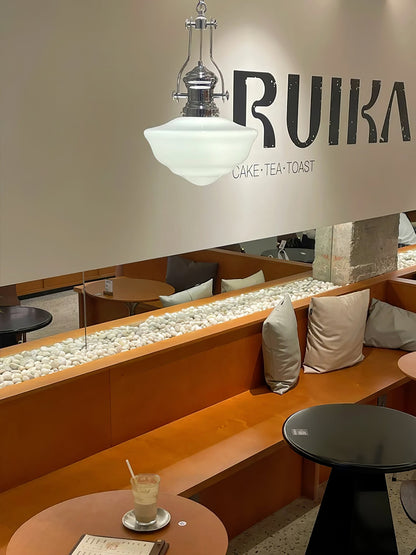 ClassicaBeam – Zeitlose Schullampe