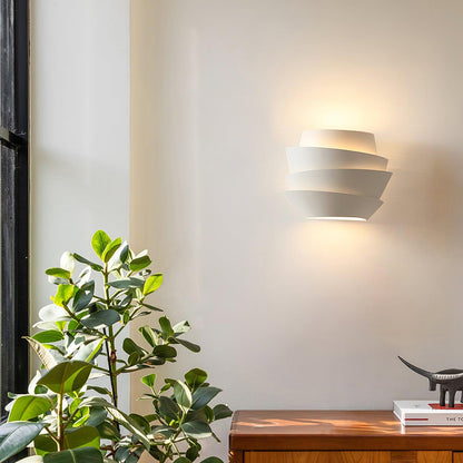 SoleilGlow – French Sunlight-Inspired Wall Lamp for Radiant Spaces
