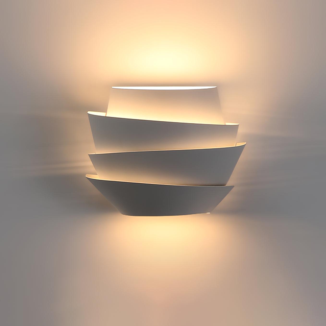 SoleilGlow – French Sunlight-Inspired Wall Lamp for Radiant Spaces