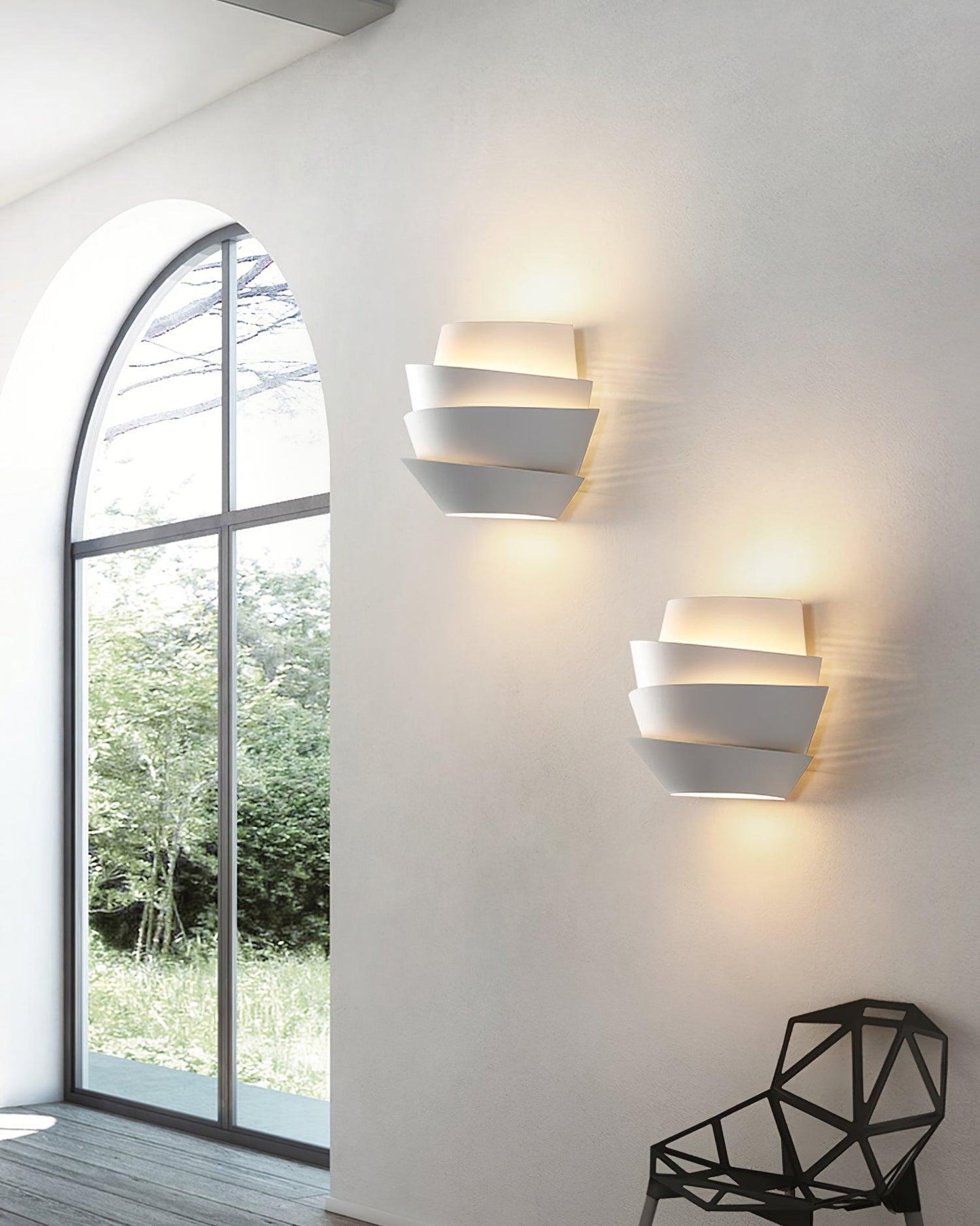 SoleilGlow – French Sunlight-Inspired Wall Lamp for Radiant Spaces