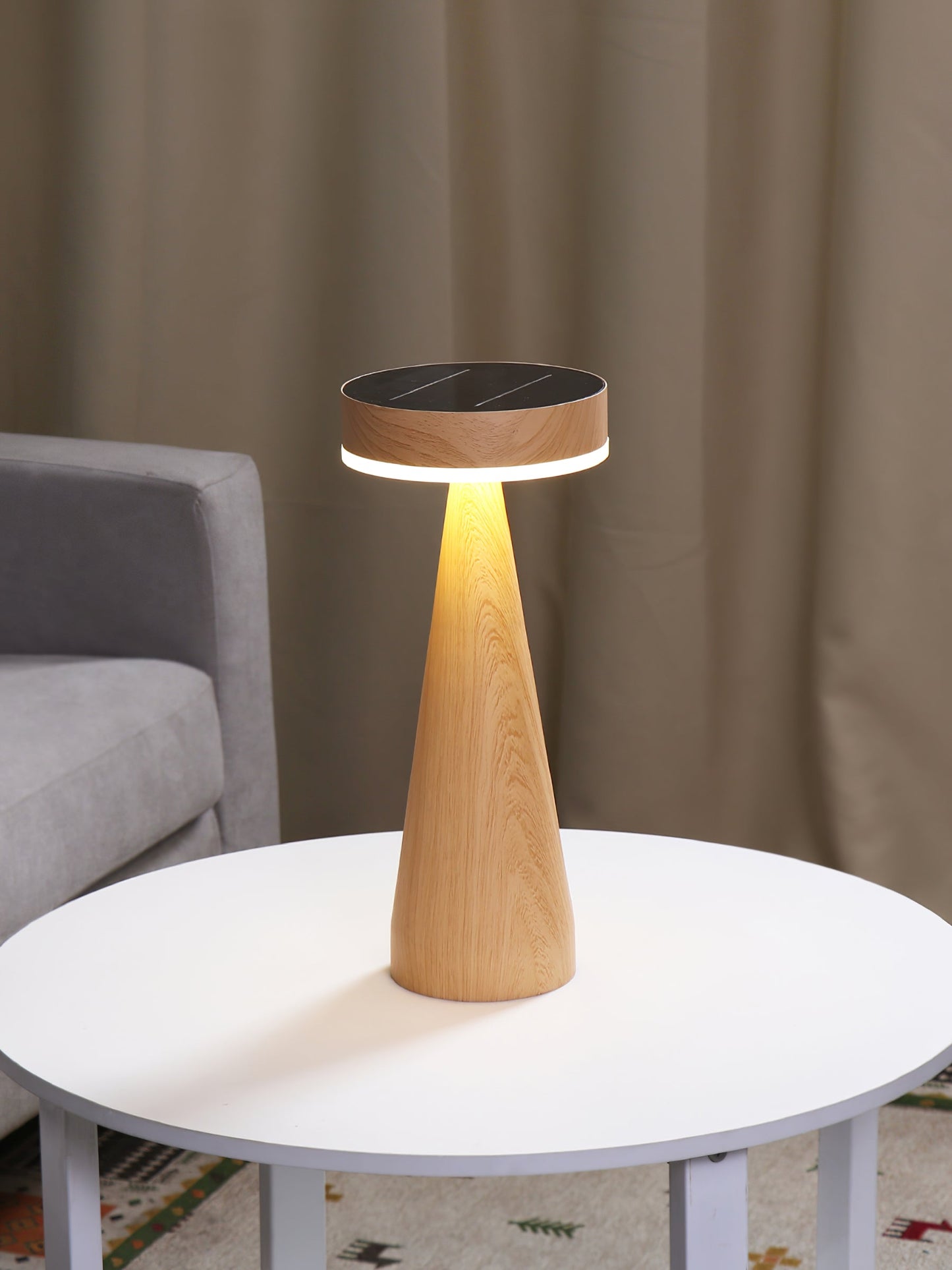 CoastalLuxe - Lampe de table avec fonction rechargeable et inspiration maritime