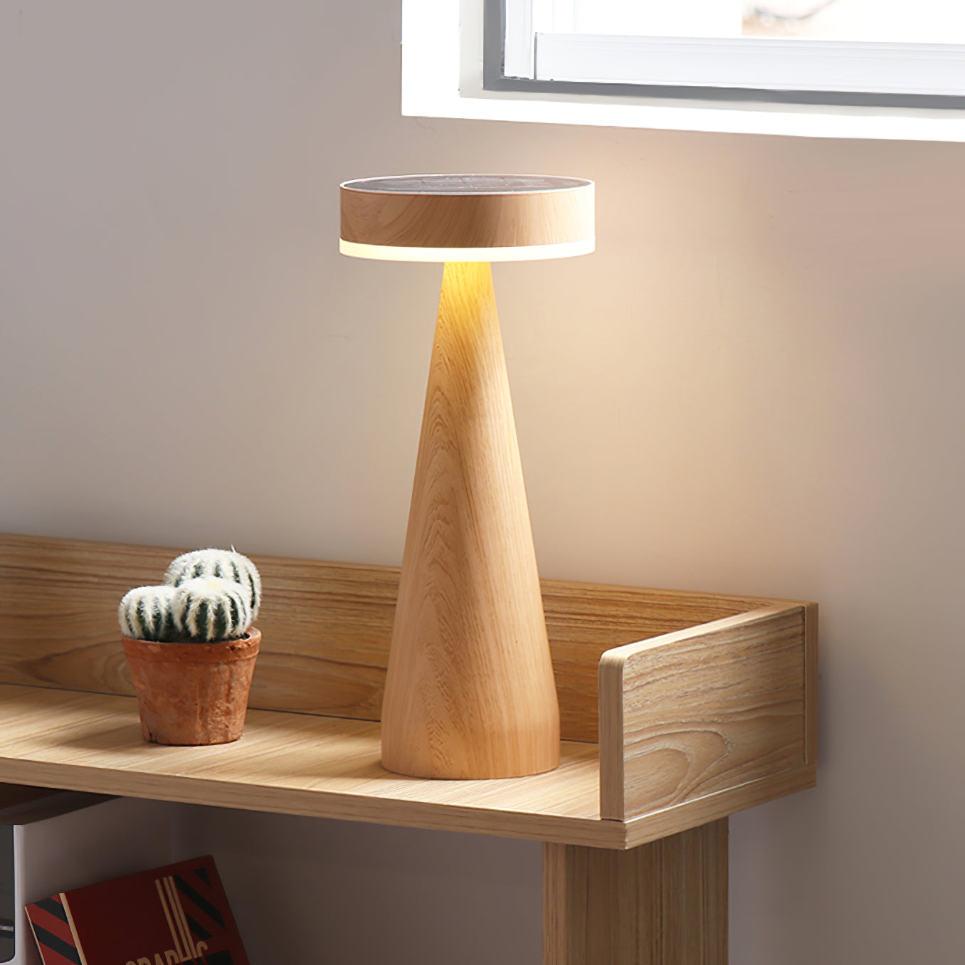 CoastalLuxe - Lampe de table avec fonction rechargeable et inspiration maritime