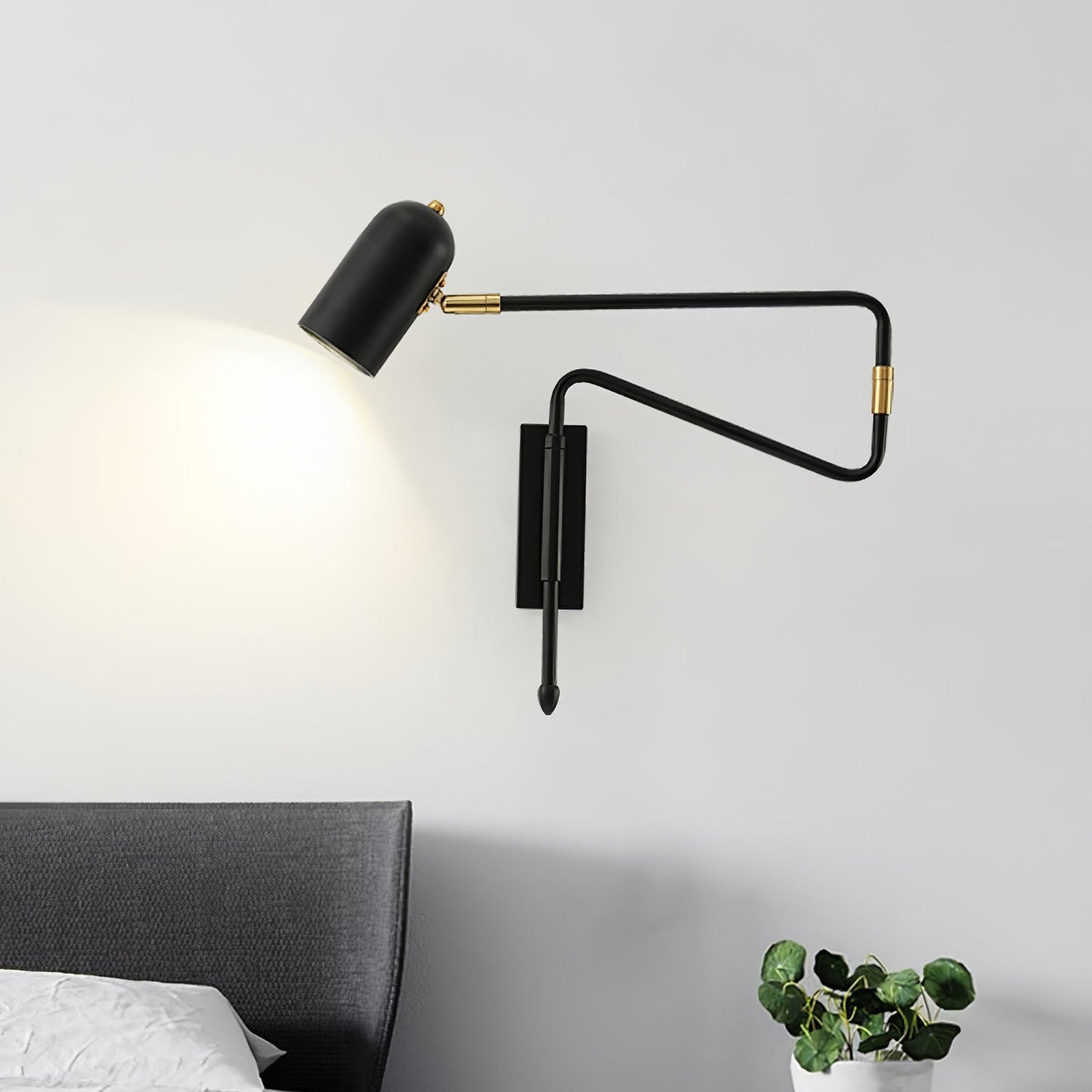 BeamFlex – Versatile Wall Lamp with Flexible Arm