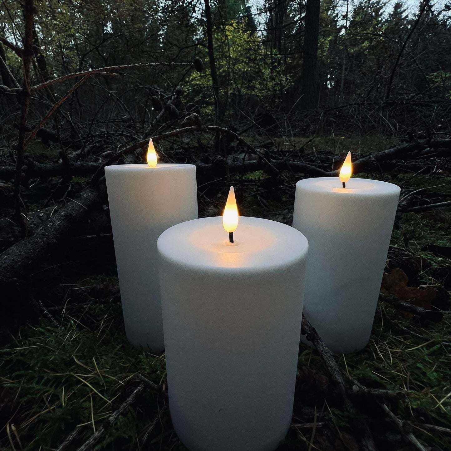 LumaGlow | Elegant Weather-Resistant LED Flameless Candle Set with Remote 2