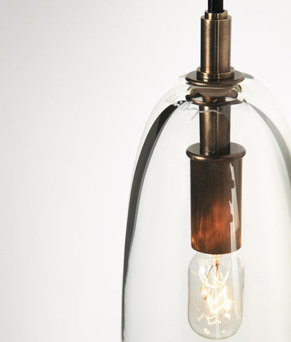 NovaGlow – Forfinet Guld Væglampe til Sofistikerede Interiører