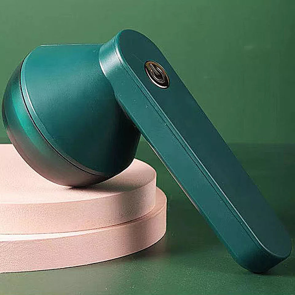 LuxeFabric | Efficient Rechargeable Electric Lint Remover for Clothes 5