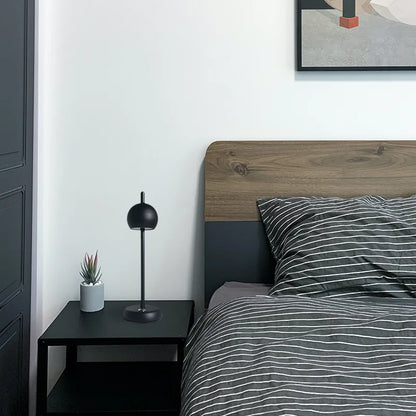 LumaCharge - Lampe de bureau LED polyvalente