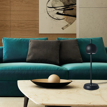 LumaCharge - Lampe de bureau LED polyvalente