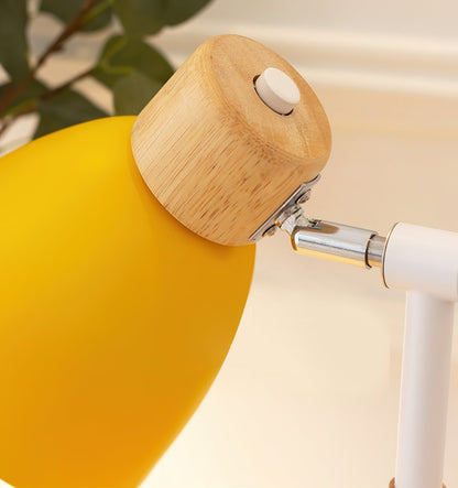 GentleHue - Trælampe med bløde, makron-inspirerede farver