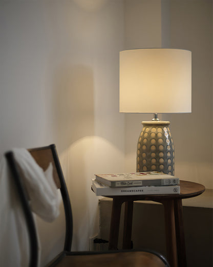 CeramLuxe – Classic Table Lamp with Artistic Touch