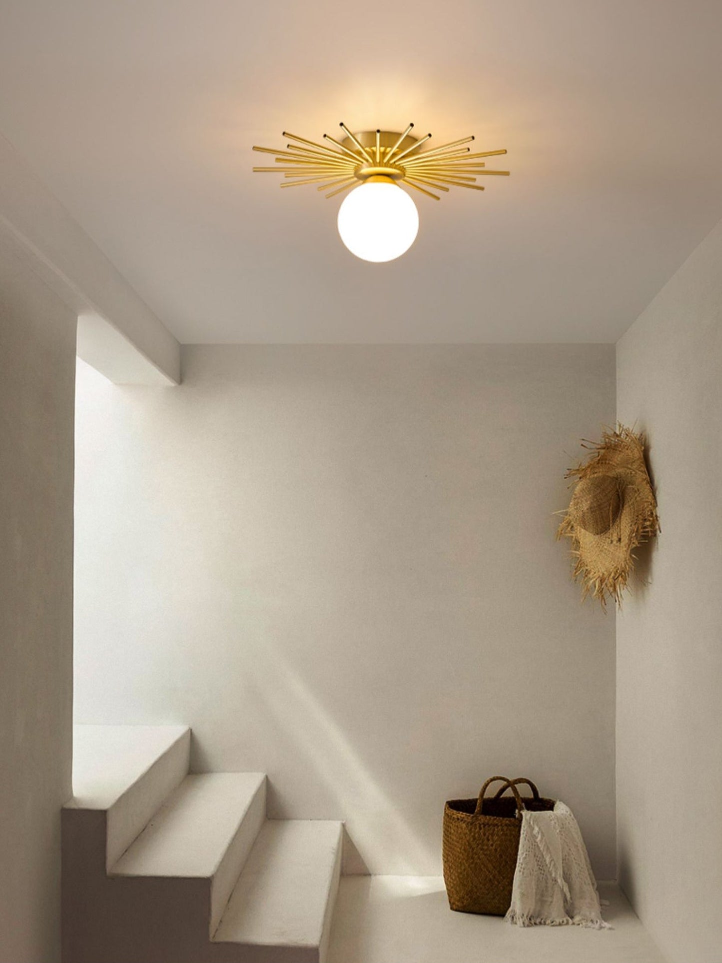 ZenithAura - Elegant Loftbelysning