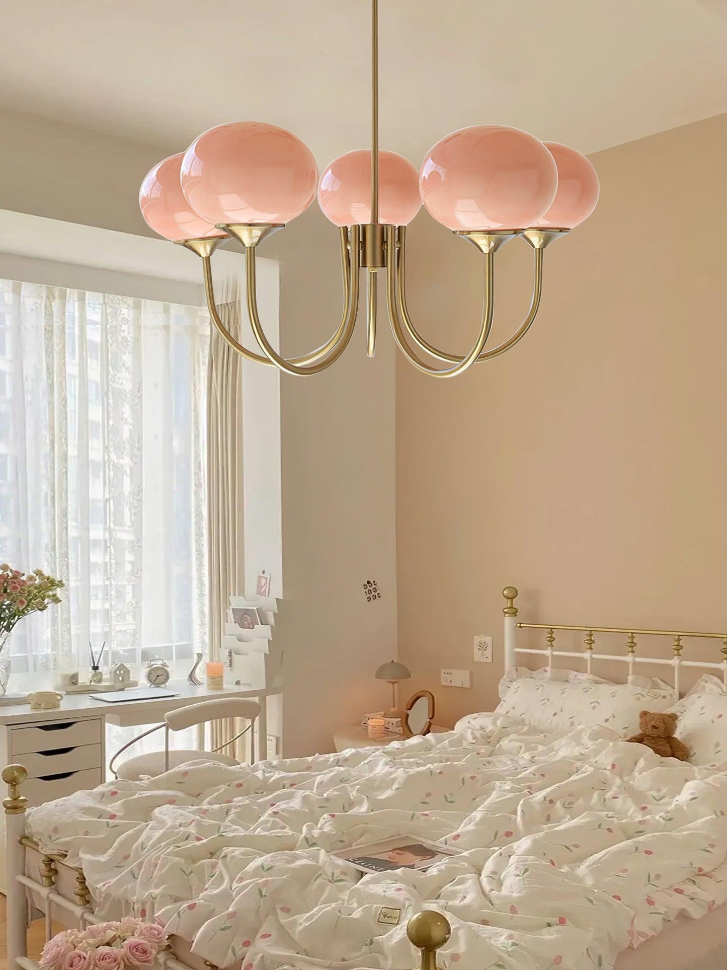 FluffyGleam – Marshmallow Chandelier Design