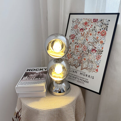 LuxeCharm - Lampada da Tavolo in Stile Mickey e Diffusione della Luce Accogliente