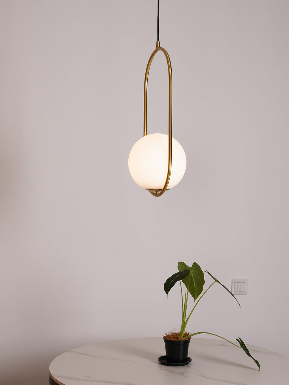 MilaAura - Chic and Contemporary Ceiling Light