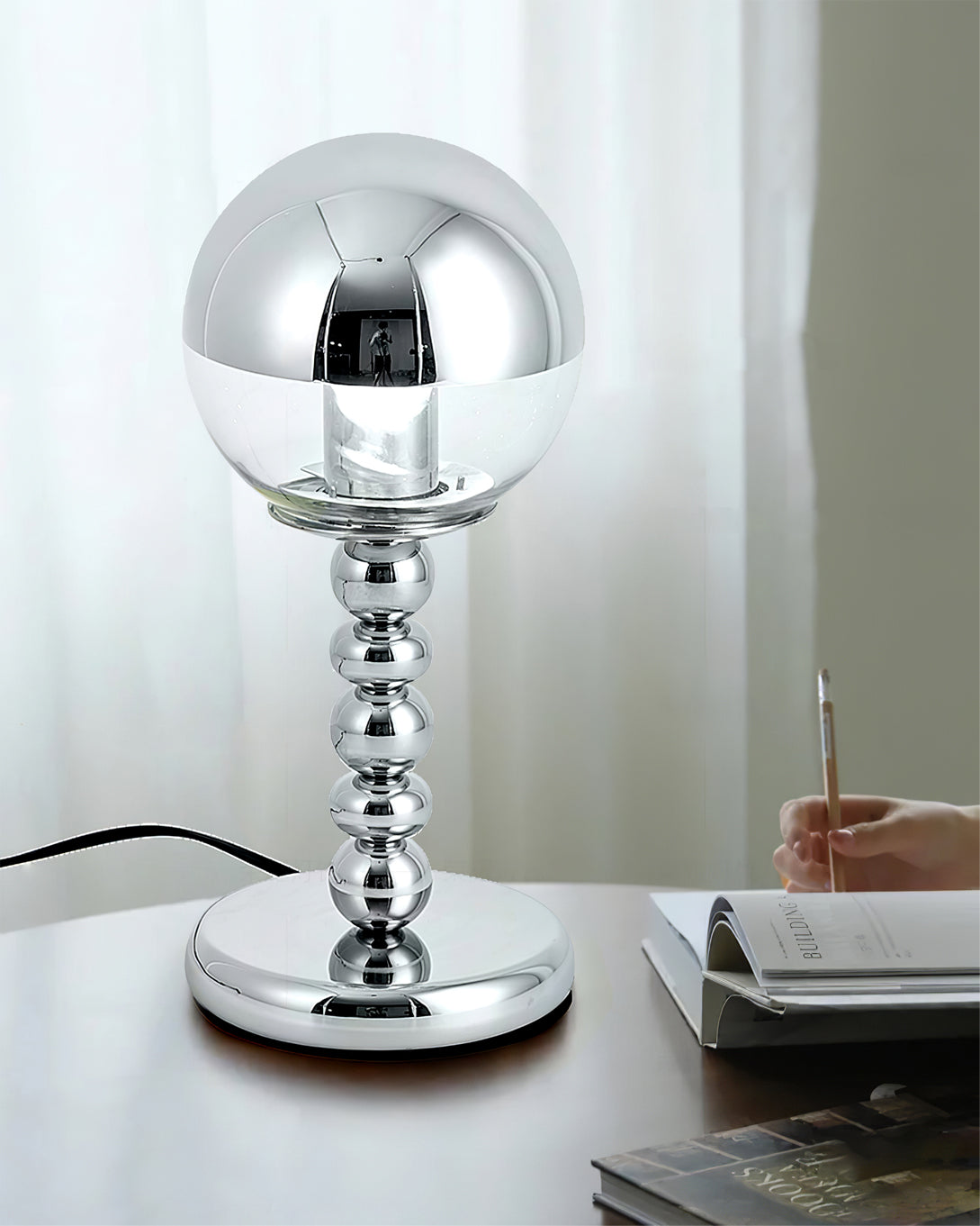 MirrorGlow – Minimalist Chrome Table Lamp