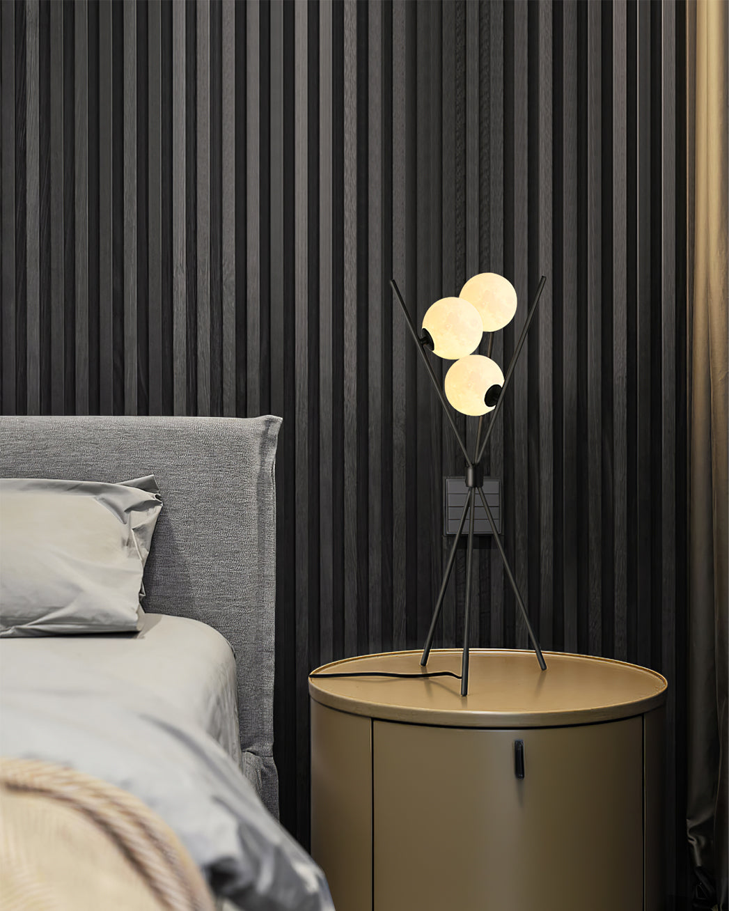 LunaLuxe - Stylish Table Lamp