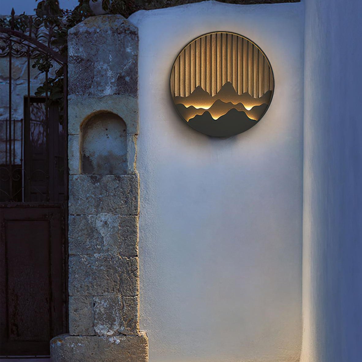 SummitGlow – Lampada da Parete Elegante per Esterni