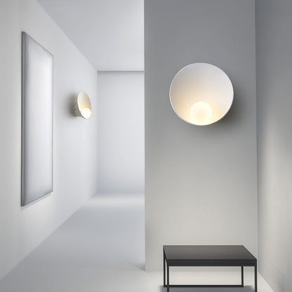 LuxeSphere – Round Nordic Wall Lamp for Contemporary Ambience
