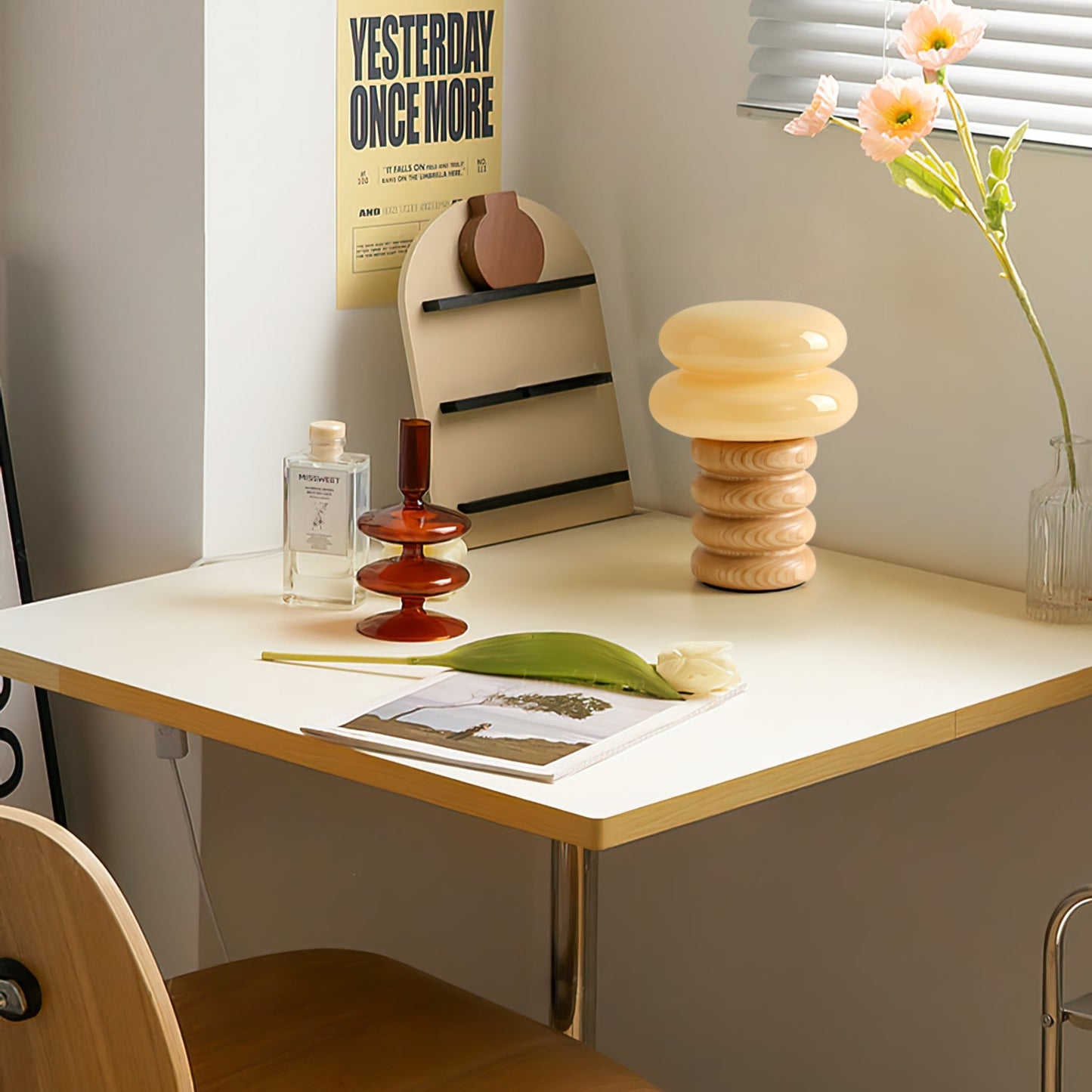 NapakoAura - Lampe de Bureau Élégante