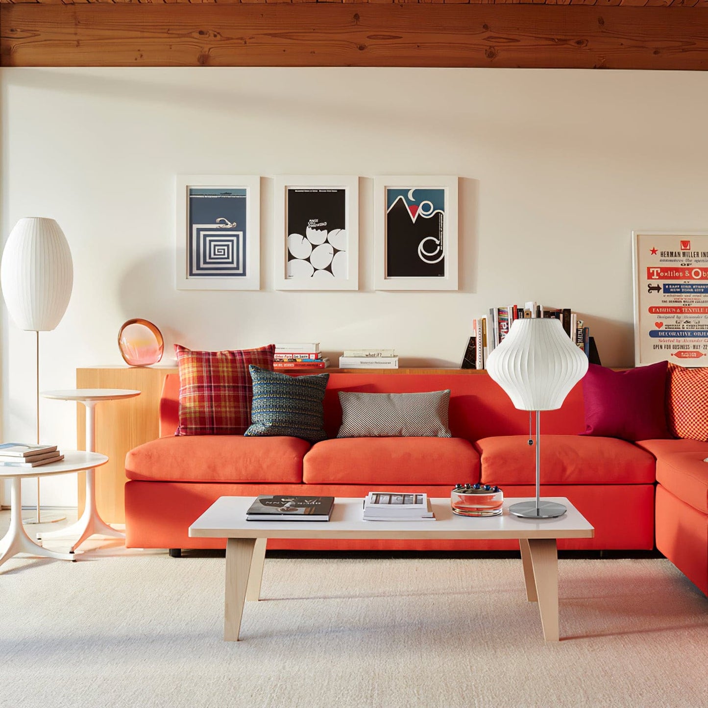 SteelAura – Lámpara de Mesa Elegante con Atractivo Moderno