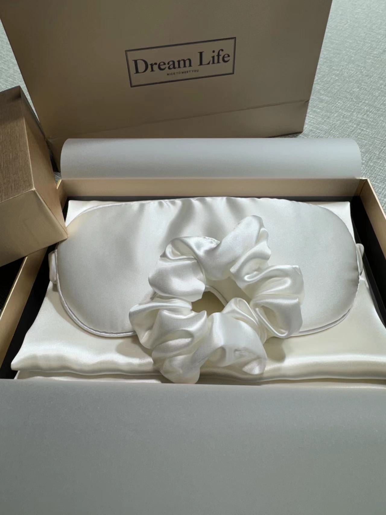 PureSilk - 4-Piece Skin-Friendly Silk Sleep Set (Hidden Zipper Pillowcase)