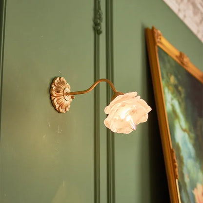 BloomLume – Lámpara de Pared de Vidrio con Flores Vintage