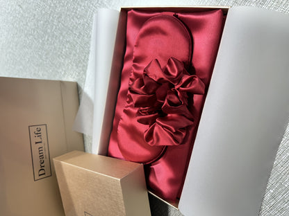 PureSilk - 4-Piece Skin-Friendly Silk Sleep Set (Hidden Zipper Pillowcase)