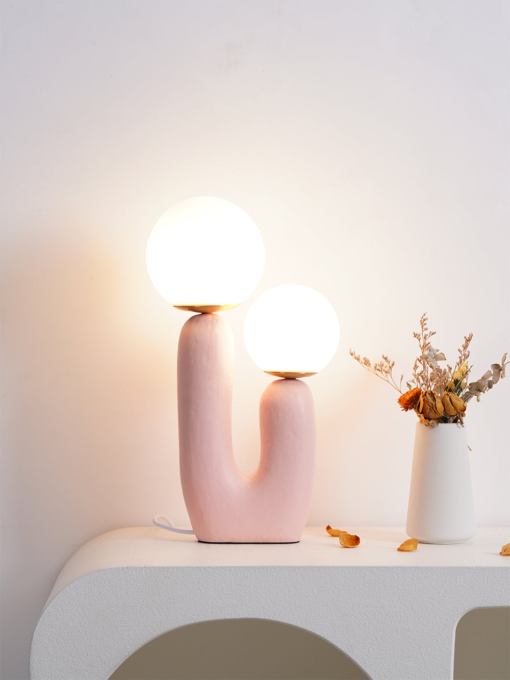 ClearLume – Sleek Glass and Resin Table Lamp