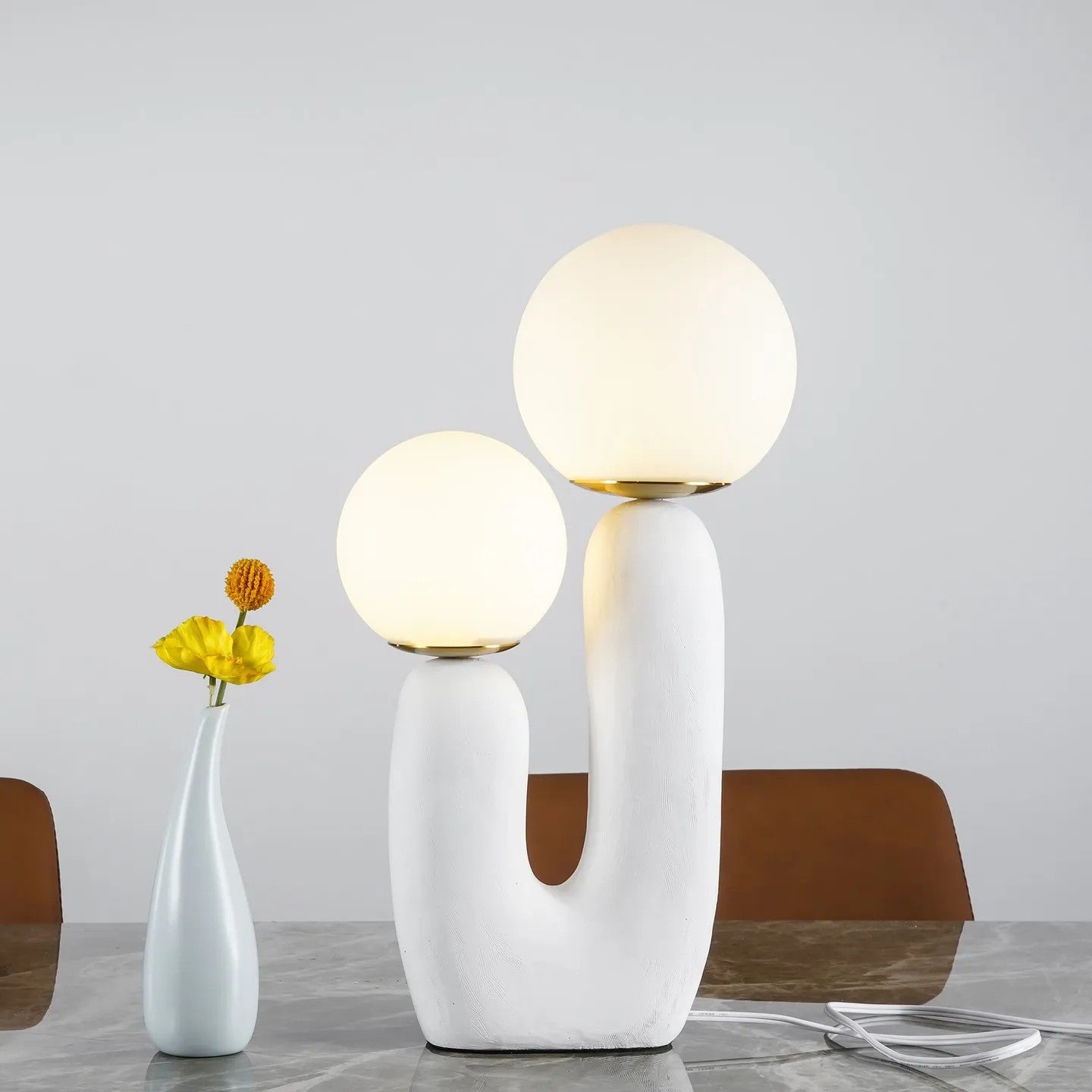 ClearLume – Sleek Glass and Resin Table Lamp
