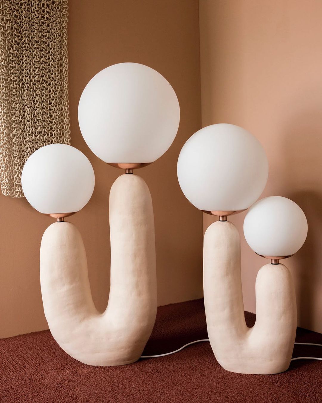 ClearLume – Sleek Glass and Resin Table Lamp