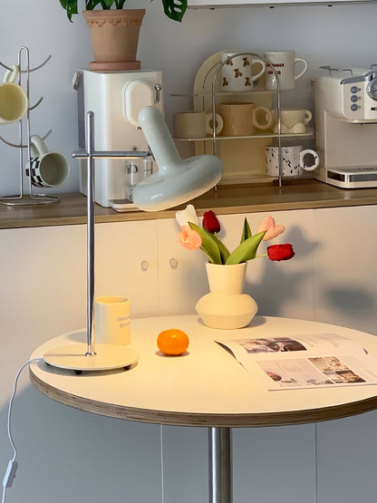 LuxeOptima - Elegant Table Lamp with Classic Design and Soft Glow