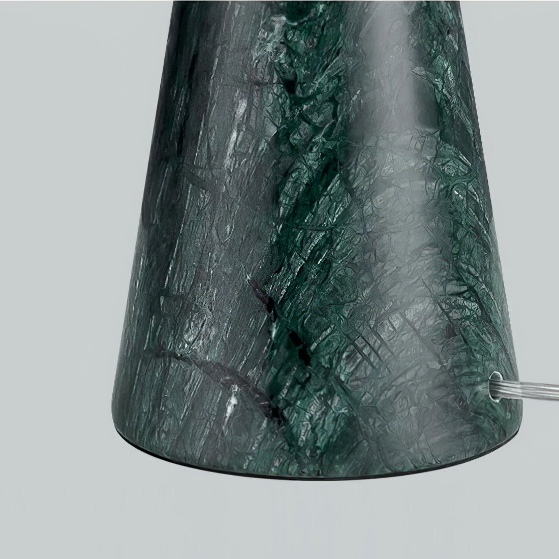 TriGlow – Geometric Table Lamp with Adjustable Swan Neck