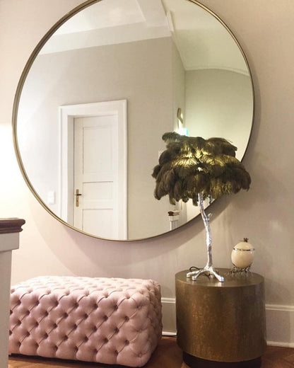 FeatherGlam – Luxuriöse Tischlampe