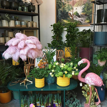 FeatherGlam – Luxuriöse Tischlampe