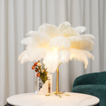 FeatherGlam – Luxuriöse Tischlampe