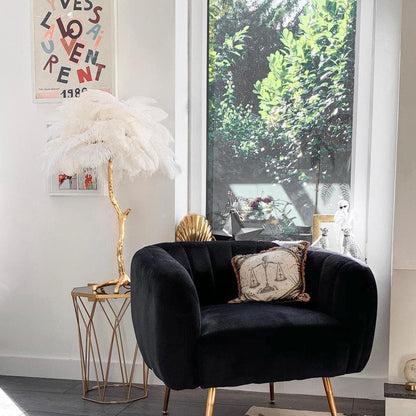 FeatherGlam – Luxuriöse Tischlampe